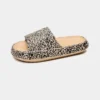 Slippers Wholesale Suppliers